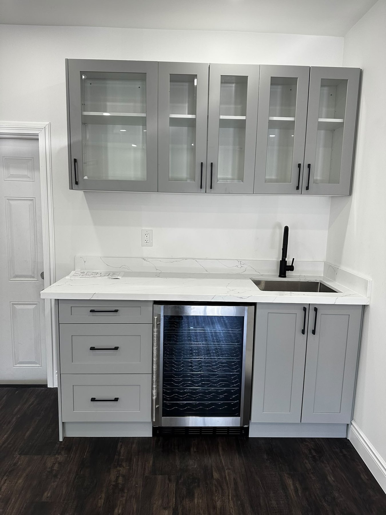 Custom Basement Wet Bar by Reliance Contracting 168