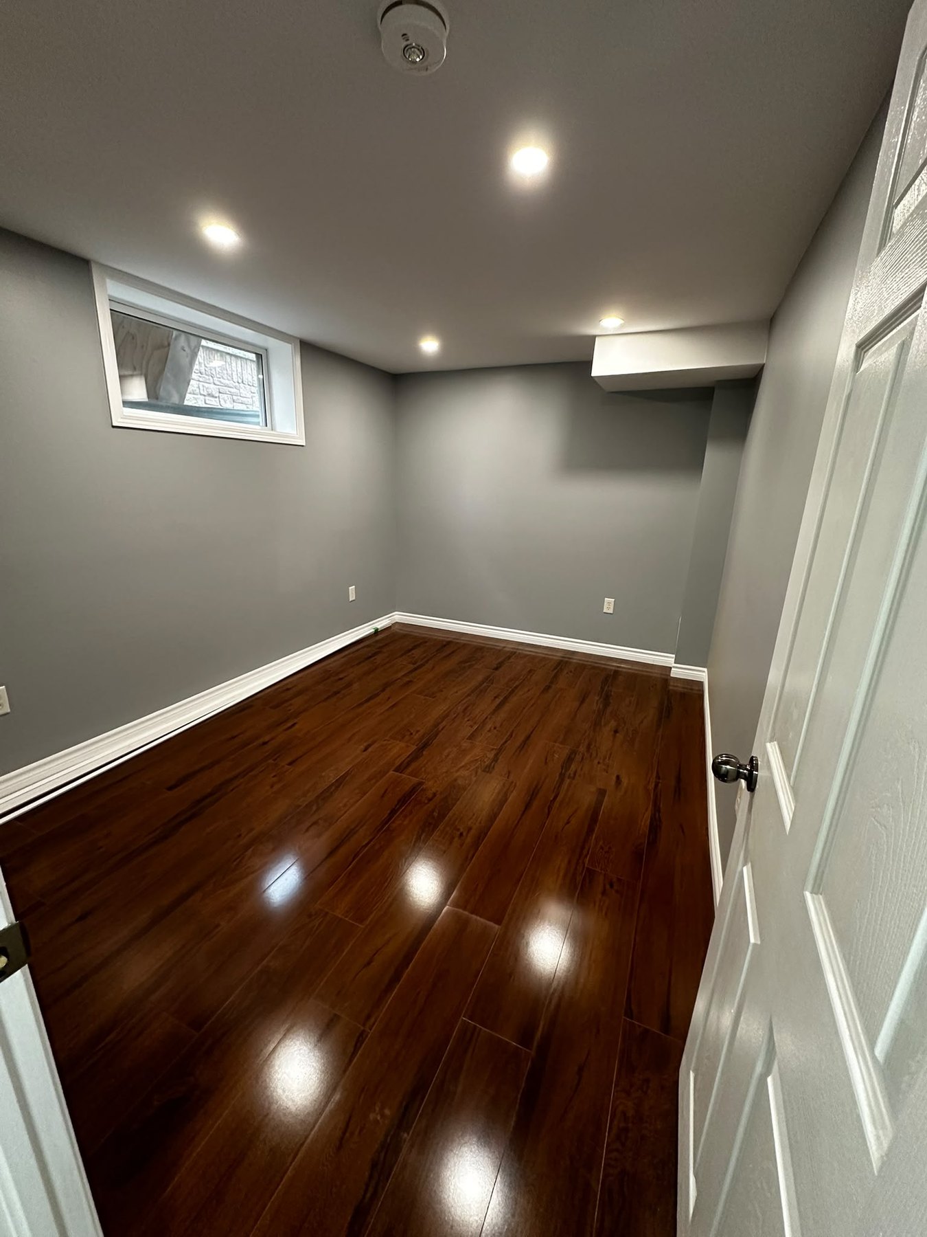 Dark Floor Room Finish by Reliance Contracting 168