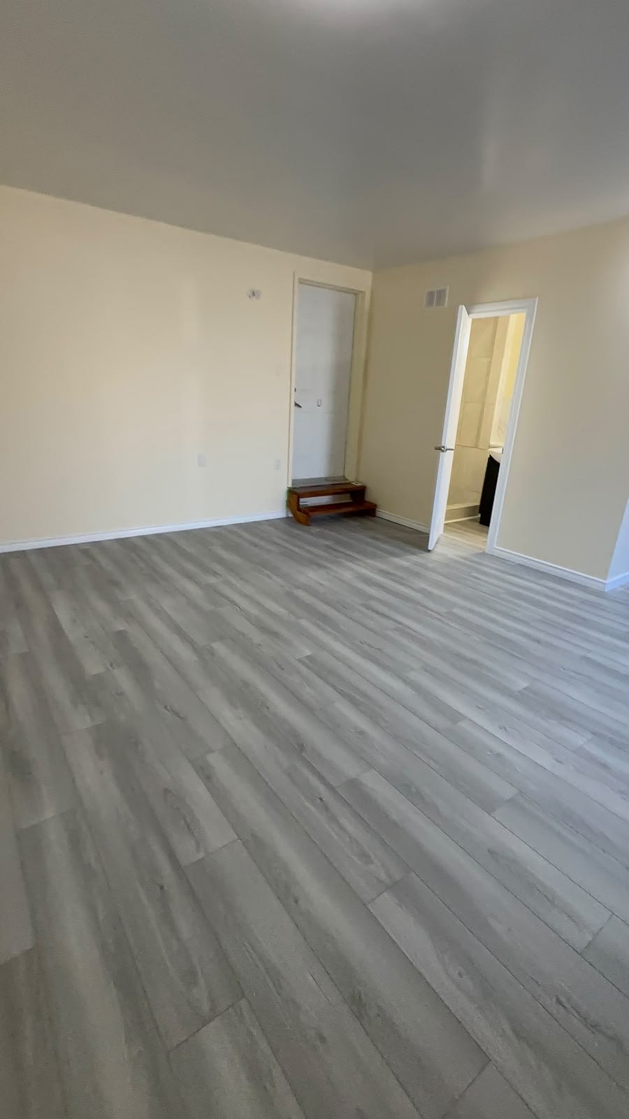 Open Living Room Flooring by Reliance Contracting 168